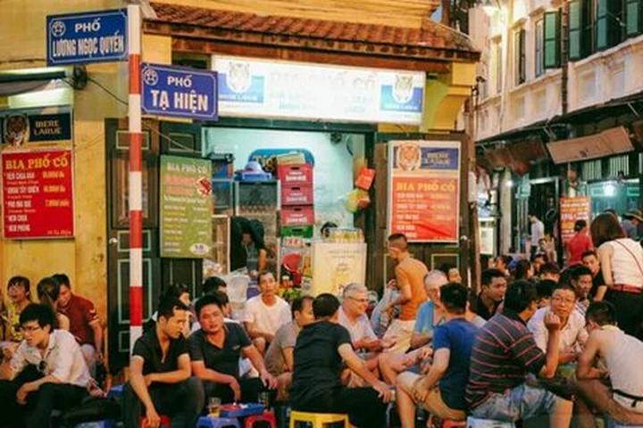Xu hướng 4 kiểu áo sơ mi dìm dáng, xỉn: Hotspot Matrix tiết lộ bí quyết video viral