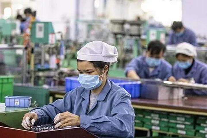 Từ 5 kiểu áo dễ